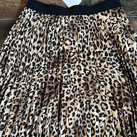 H&M NWT Size Small Pleated Midi Skirt Cheetah Leopard Print Elastic Long Lined - Picture 3 of 7